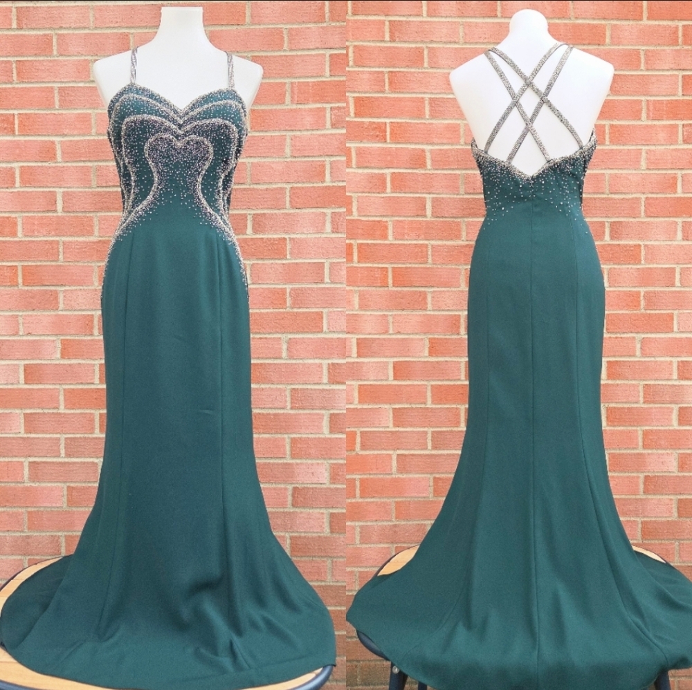 Alyce Designs Vintage Prom Dress Gown Emerald Green Beaded Sweetheart Neckline